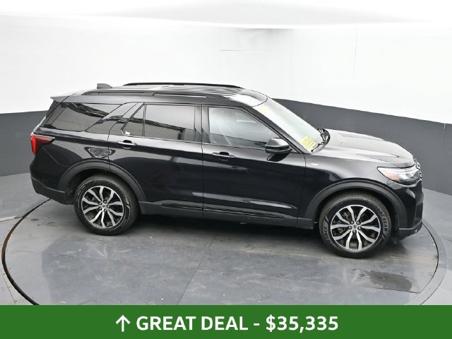Used 2025 Ford Explorer ST-Line AWD/4WD image 41
