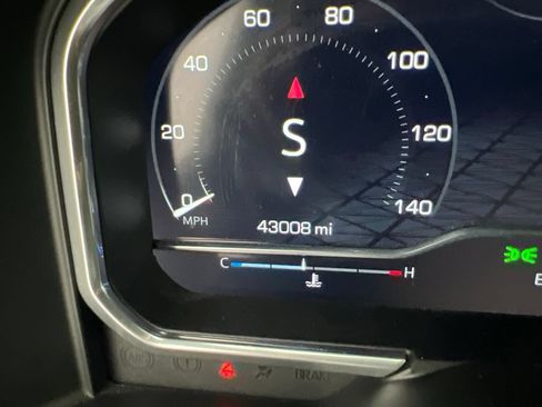 Used 2023 GMC Sierra 1500 AT4X AWD/4WD image 11