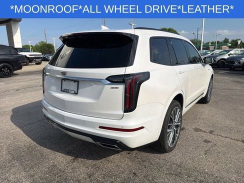 Used 2024 Cadillac XT6 Sport w/ Technology Package AWD/4WD image 11