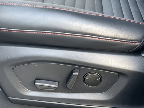 New 2025 Ford Explorer ST-Line w/ Premium Package image 18