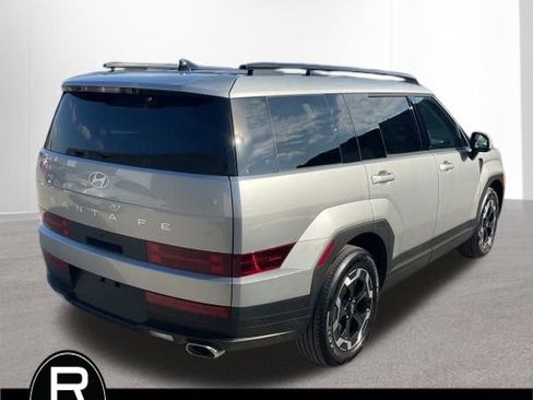Used 2026 Hyundai Santa Fe SEL image 8
