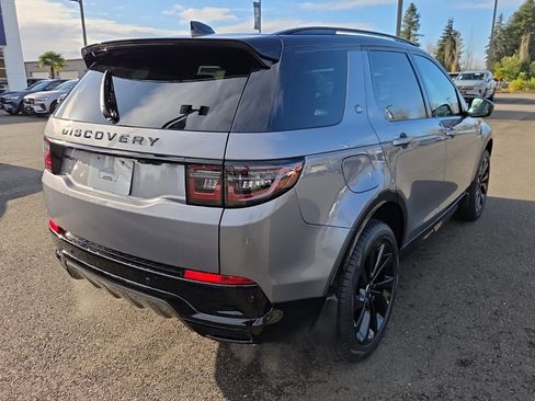 New 2025 Land Rover Discovery Sport Dynamic SE image 7