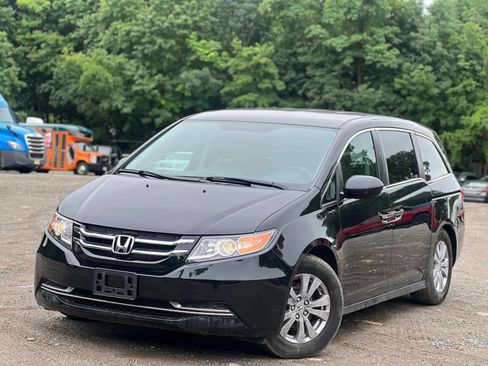 Used 2014 Honda Odyssey EX image 2