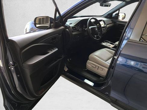 Certified 2023 Honda Passport EX-L image 13