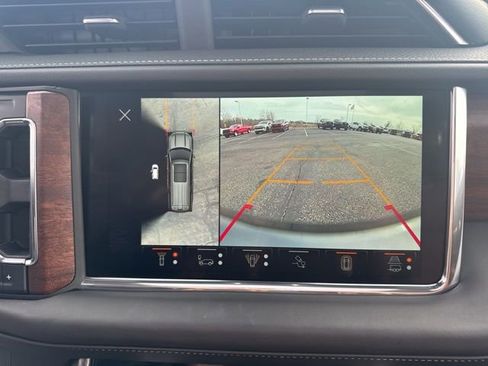 Used 2023 GMC Yukon XL Denali Ultimate image 24