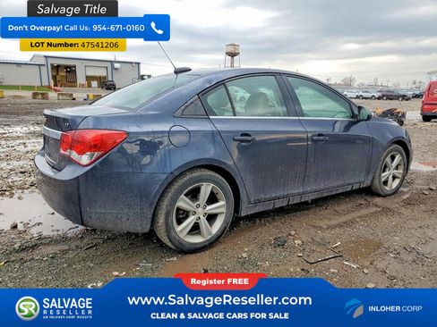 Used 2015 Chevrolet Cruze LT image 4