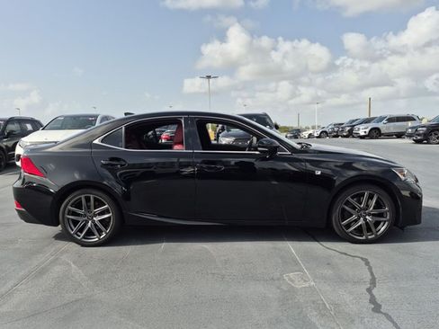 Used 2019 Lexus IS 300 F Sport w/ F Sport Package RWD image 4