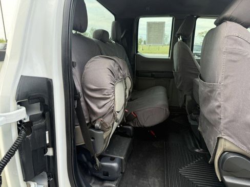 Used 2022 Ford F250 XL w/ Power Equipment Group image 25