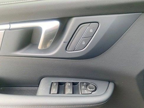 New 2026 Buick Enclave Preferred w/ LPO, Floor Liner Package image 15