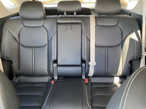 New 2026 Genesis Electrified GV70 image 18