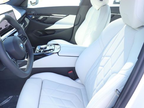 New 2026 BMW 530i w/ Premium Package RWD image 20