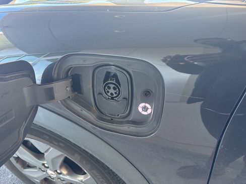 Used 2021 Ford Mustang Mach-E Select image 9