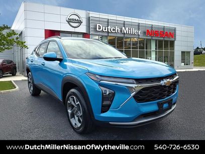 Used 2025 Chevrolet Trax LT w/ Driver Confidence Package