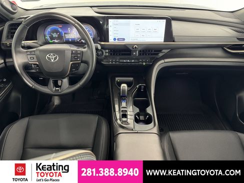 Certified 2026 Toyota Crown AWD/4WD image 25