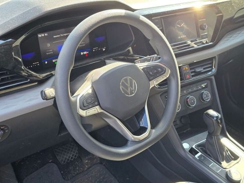 Used 2022 Volkswagen Taos S AWD/4WD image 11