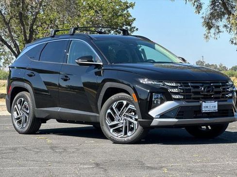 New 2025 Hyundai Tucson Limited image 2