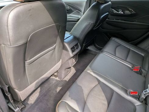 Used 2023 GMC Terrain AT4 w/ Tech Package AWD/4WD image 25