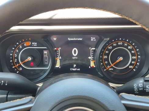 Used 2024 Jeep Wrangler Unlimited Sport AWD/4WD image 13