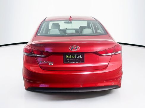 Used 2017 Hyundai Elantra SE FWD image 7