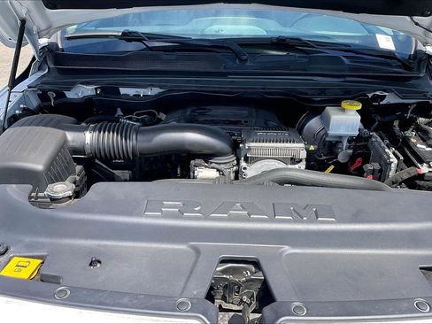 Used 2020 RAM 1500 Laramie AWD/4WD image 16