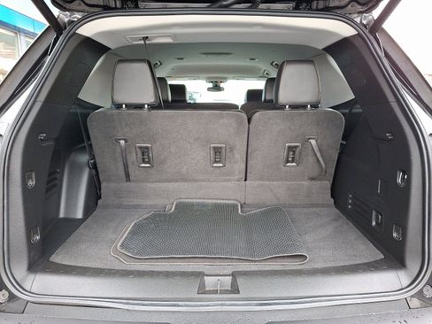 Used 2021 Chevrolet Traverse LT image 29