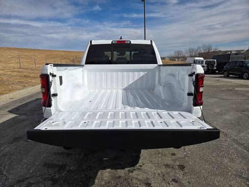 New 2026 RAM 1500 4x4 Crew Cab image 27