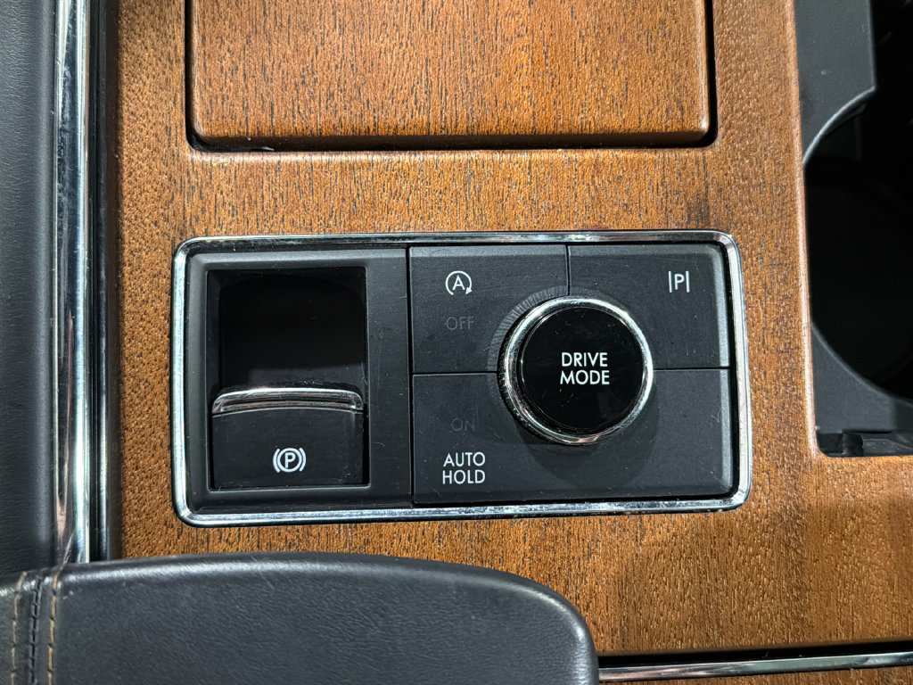 Used 2023 Lincoln Navigator L Black Label AWD/4WD image 19
