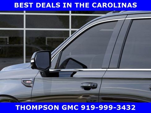 New 2026 GMC Yukon AT4 Ultimate AWD/4WD image 12