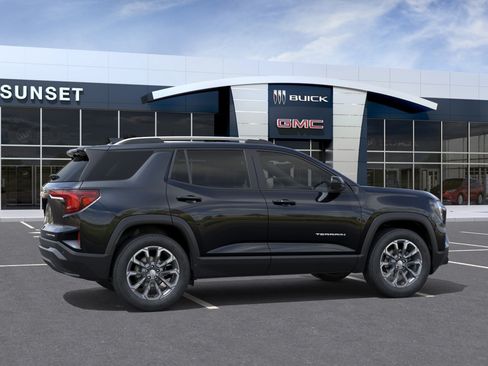 New 2026 GMC Terrain Elevation w/ Elevation Premium Package FWD image 5