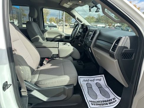 Used 2017 Ford F250 XLT w/ Snow Plow Prep Package image 17