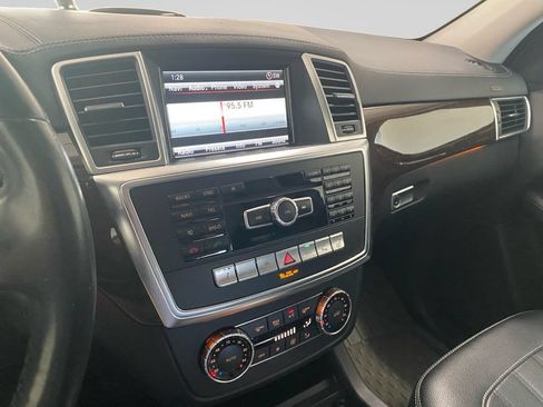 Used 2015 Mercedes-Benz GL 450 4MATIC image 20
