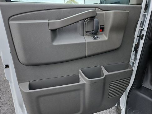 New 2025 Chevrolet Express 3500 w/ Power Convenience Package image 15