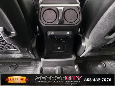 Used 2020 Jeep Wrangler Unlimited Rubicon w/ Quick Order Package 28Y Recon image 28