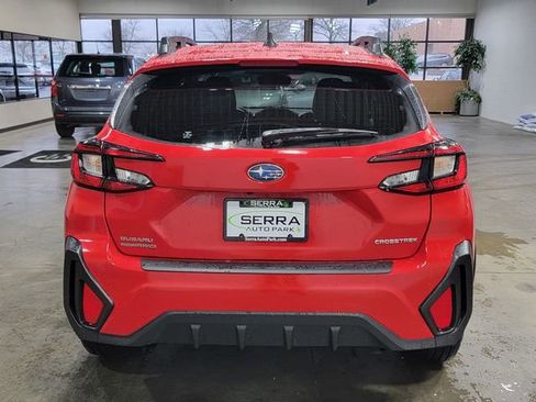 Used 2025 Subaru Crosstrek 2.0i Premium image 6