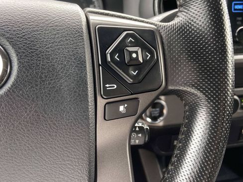 Used 2016 Toyota Tacoma TRD Sport w/ Towing Package RWD image 22