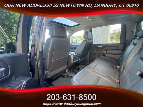 Used 2021 GMC Sierra 2500 Denali w/ Denali Ultimate Package AWD/4WD image 23
