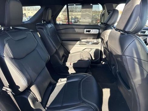 Used 2024 Ford Explorer ST w/ Equipment Group 401A image 43