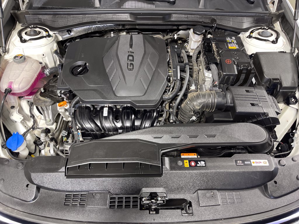 Used 2025 Hyundai Sonata SEL FWD image 10