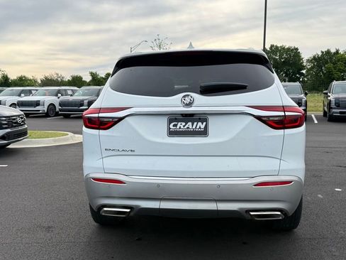Used 2021 Buick Enclave Essence w/ Sound and Sites Package FWD image 6