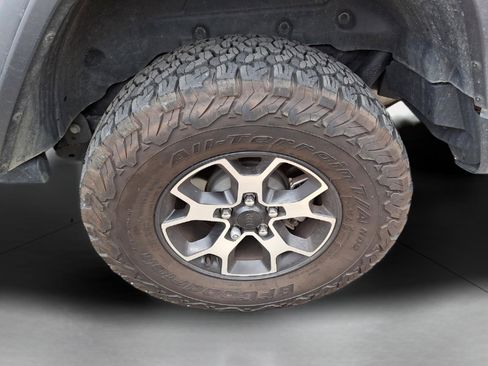 Used 2023 Jeep Wrangler Unlimited Rubicon w/ LED Lighting Group AWD/4WD image 64