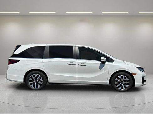 New 2026 Honda Odyssey EX-L image 6