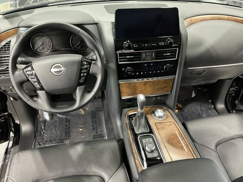 Used 2024 Nissan Armada SL w/ Captain's Chairs Package image 21