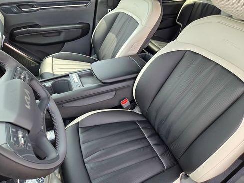 New 2026 Kia EV9 GT-Line AWD/4WD image 17