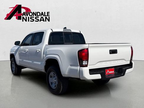 Used 2022 Toyota Tacoma SR w/ SR Convenience Package RWD image 4