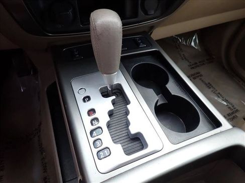 Used 2015 Nissan Armada SL w/ Moonroof Package RWD image 19