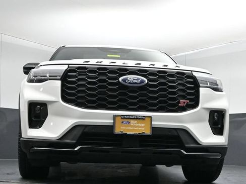 Certified 2025 Ford Explorer ST AWD/4WD image 40