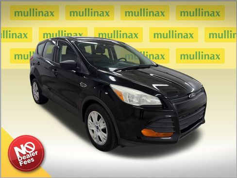 Used 2016 Ford Escape S FWD image 1