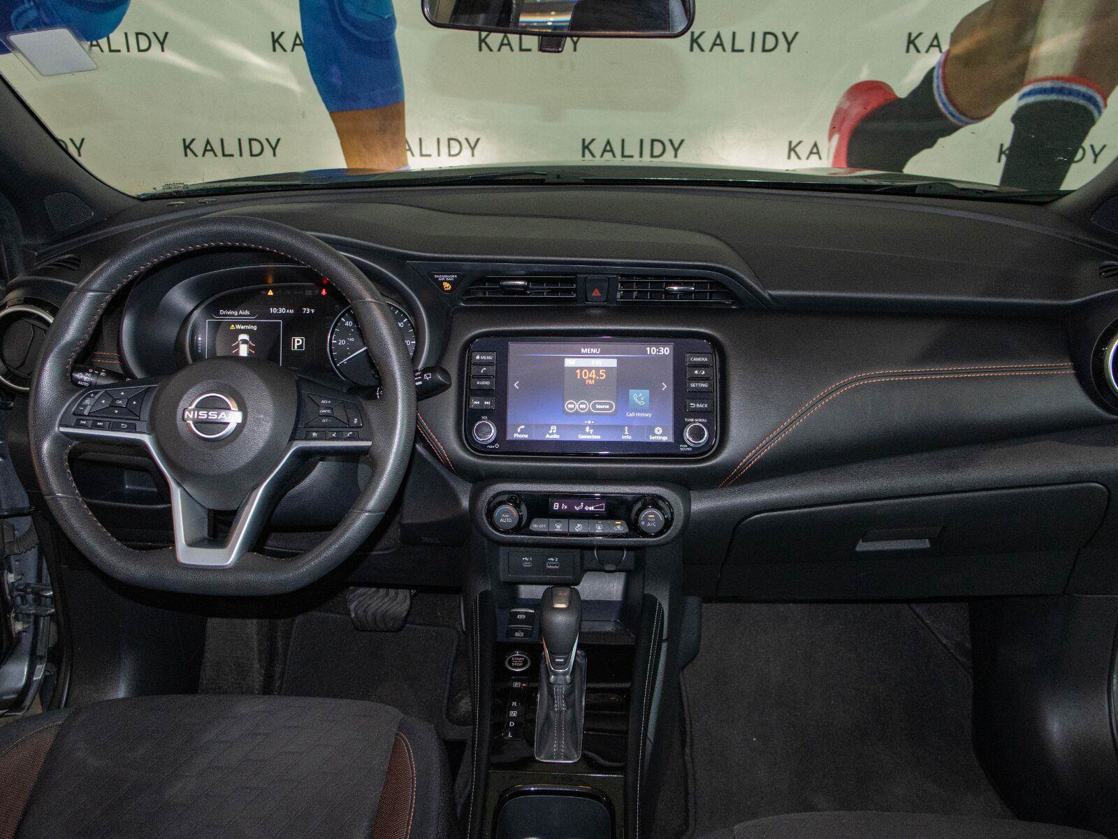 Used 2023 Nissan Kicks SR FWD image 3