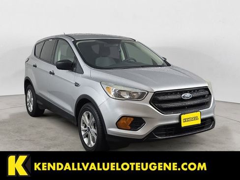 Used 2017 Ford Escape S FWD image 7
