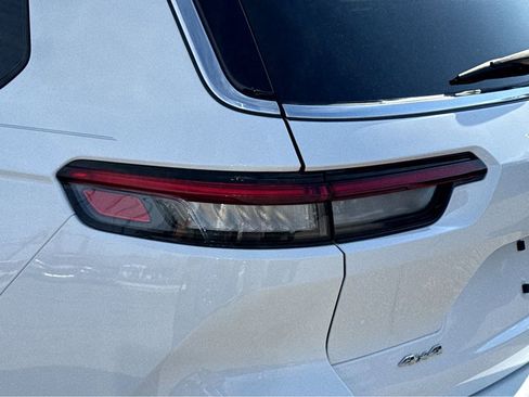 Certified 2023 Jeep Grand Cherokee L Laredo image 6